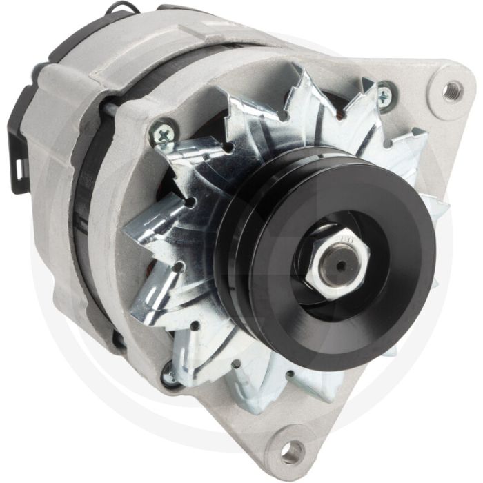 Dynamo 14 volt 65A – Met V-snaarpoelie, stofdicht, flensmaat 82 mm