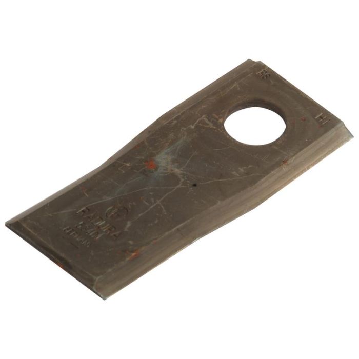 Maaiermesje 105 x 47 x 4mm, Gat Ø20.5mm Rechts   To fit as: K6801420