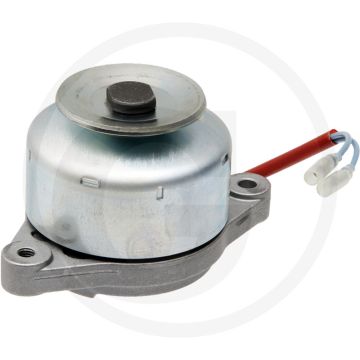 Dynamo 14 volt 14A voor Kubota F1900, GR1600, GR2100, GZD15