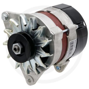 Dynamo 14V 35A met combi-stekkeraansluiting